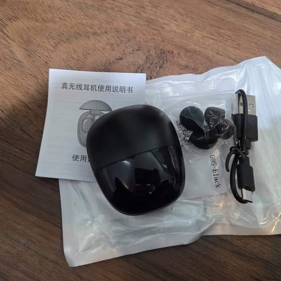 Wireless Earbuds - Picture 3 of 3